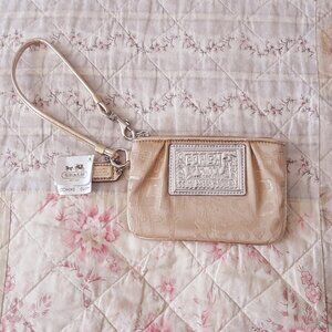 NWT Vintage Coach Poppy Gold Wristlet